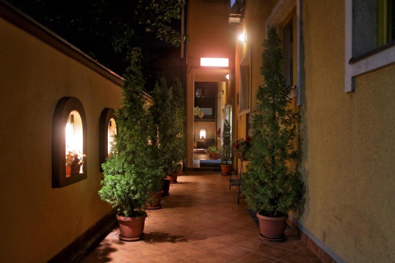 B&B Vila Tamaris Заечар Экстерьер фото
